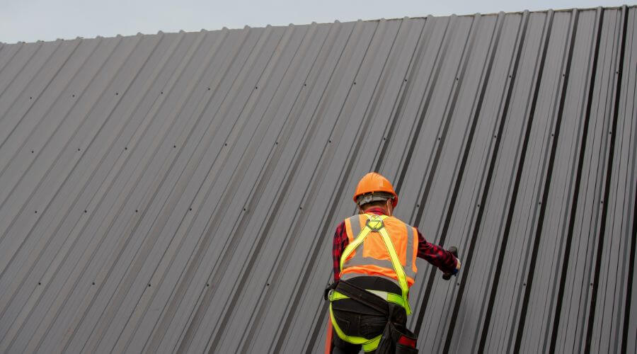 Professional metal roof installation services in Rivervale, AR